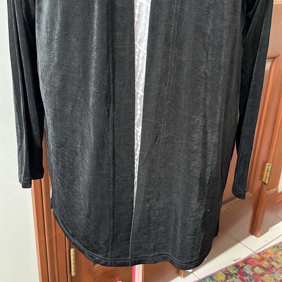A Touch of Class Jacket Slinky Silky Smooth NWOT Open front Black Size S - Picture 3 of 11